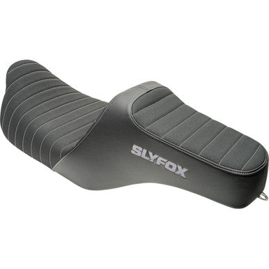 Slyfox #4710B-SlyFox - Highnoon Seat - Vinyl - Classic Stitch - Silver Logo - FLH/FLT '08-'24