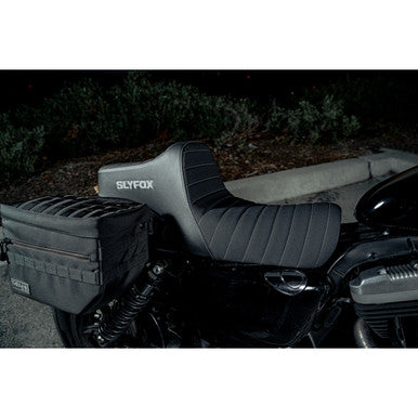 Slyfox #4709B-SlyFox - High Noon Seat - Vinyl - Classic Stitch - Silver Logo - Silver Stitch - XL '04-'22