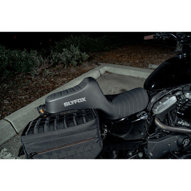 Slyfox #4709B-SlyFox - High Noon Seat - Vinyl - Classic Stitch - Silver Logo - Silver Stitch - XL '04-'22
