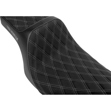 Slyfox #4710D-SlyFox - High Noon Seat - Double Diamond - Silver Logo - Silver Stitch - FLH/FLT '08-'25