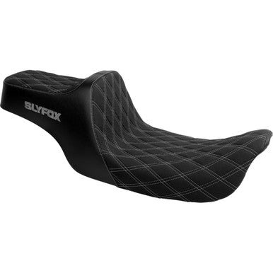 Slyfox #4694D-SlyFox - High Noon Seat - Double Diamond - Silver Logo - Silver Stitch - FXD/FLD '06-'17